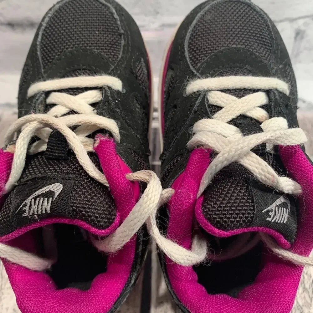 NIKE Toddler Lace Up Running Shoe 397281-016 / Black/Purple - Size: 6C